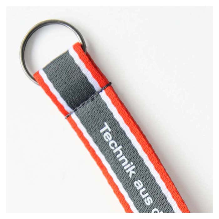 Nøglering i polyester med karabin og lasergraveret BBS-logo - BBS Technik