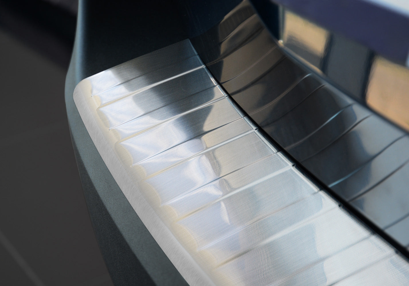 Læssekantbeskytter Peugeot 5008 II (2017-2024) i poleret rustfrit stål - avisa