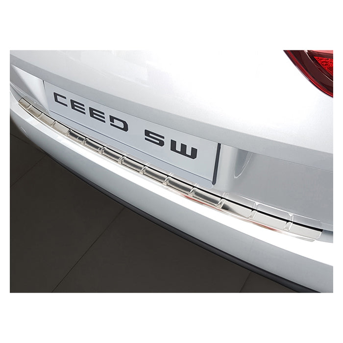 Læssekantbeskytter Kia Ceed SW 2018- - poleret rustfrit stål, skræddersyet pasform, Avisa