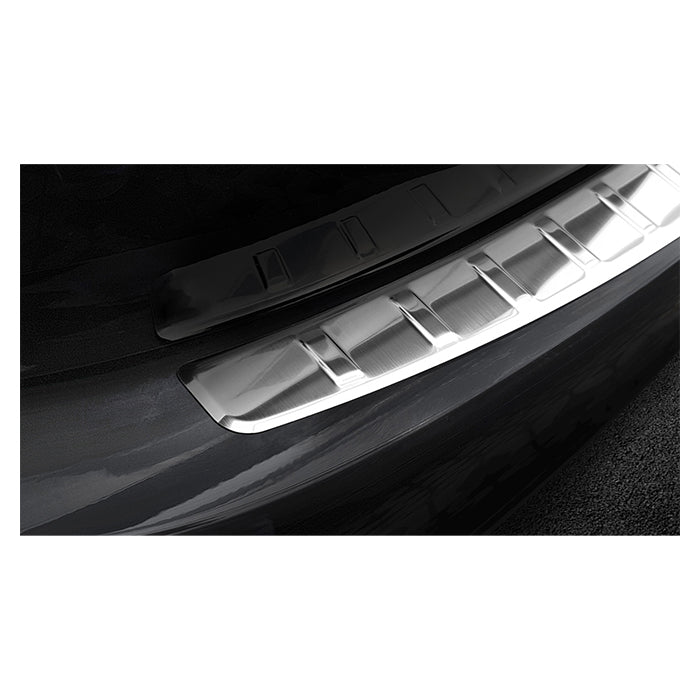 Læssekantbeskytter til Mercedes C-Klasse W205 (2014-2021) i poleret rustfrit stål - Avisa