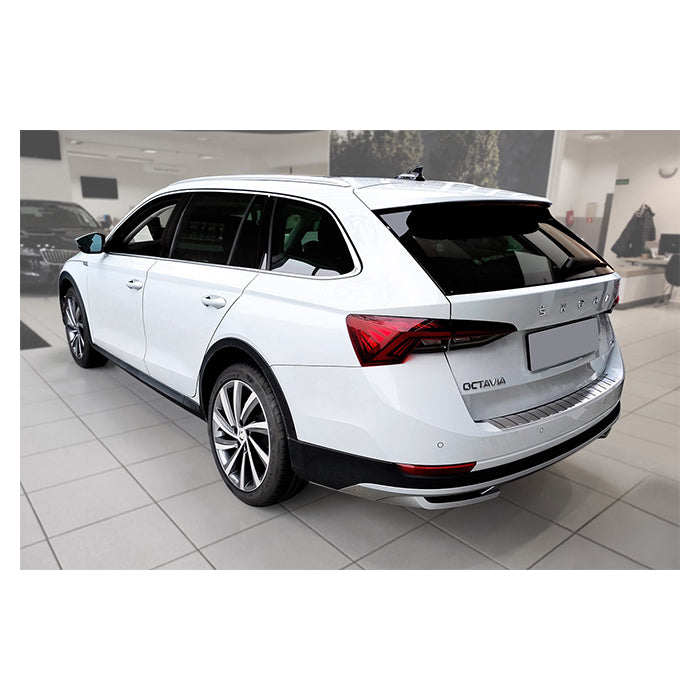 Læssekantbeskytter til Skoda Octavia Scout Combi 2020 i poleret rustfrit stål - avisa