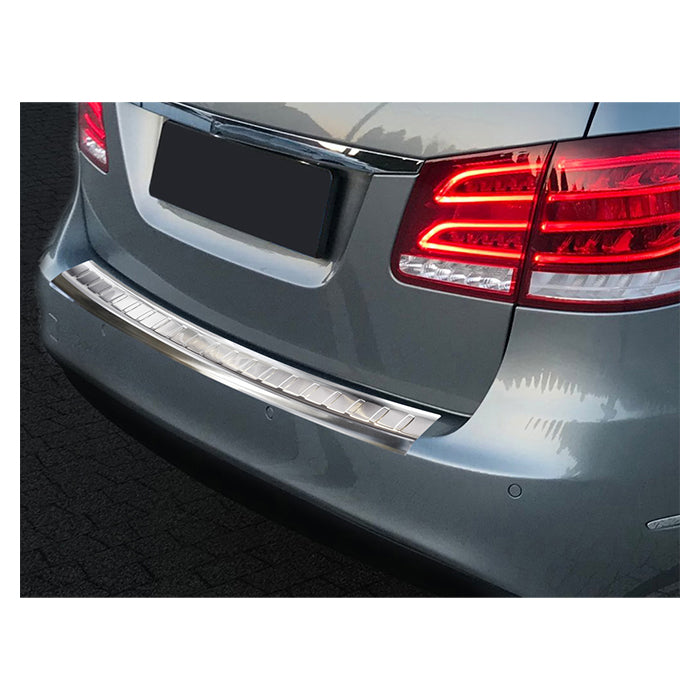 Læssekantbeskytter Mercedes E-Klasse W212 (2013-2016) i poleret rustfrit stål - Avisa