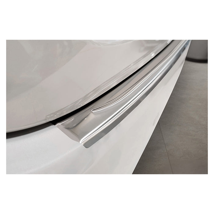 Læssekantbeskytter til Toyota Corolla XII Sedan 2018 - 2019 i poleret rustfrit stål - Avisa