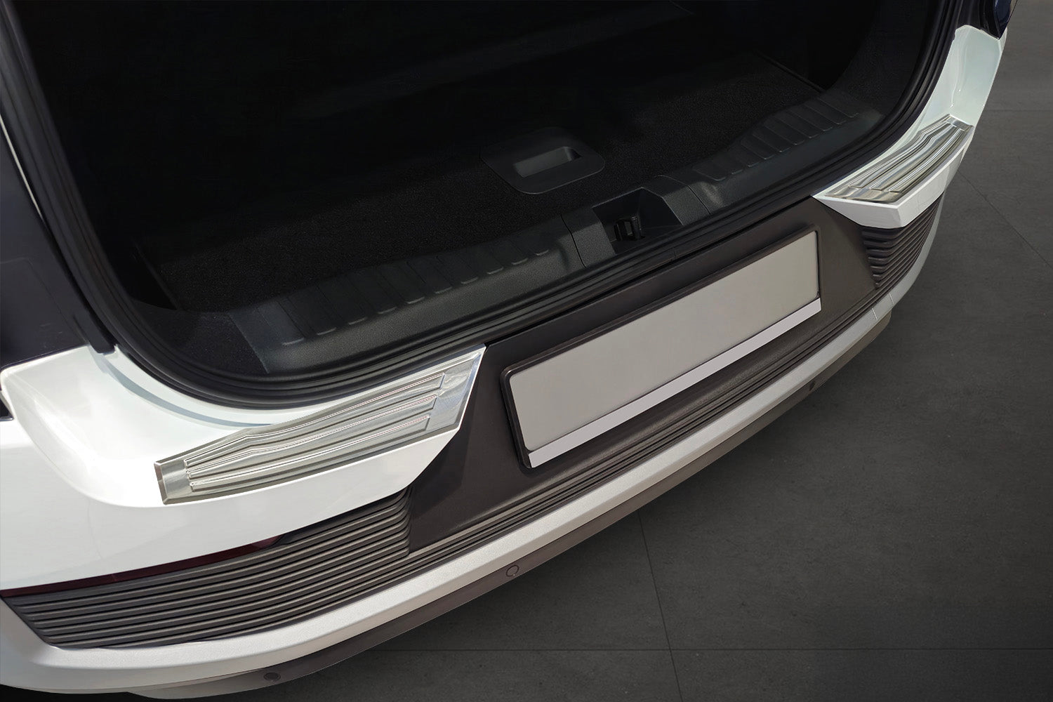 Læssekantbeskytter Ford Explorer EV 2024 i poleret stål - Avisa