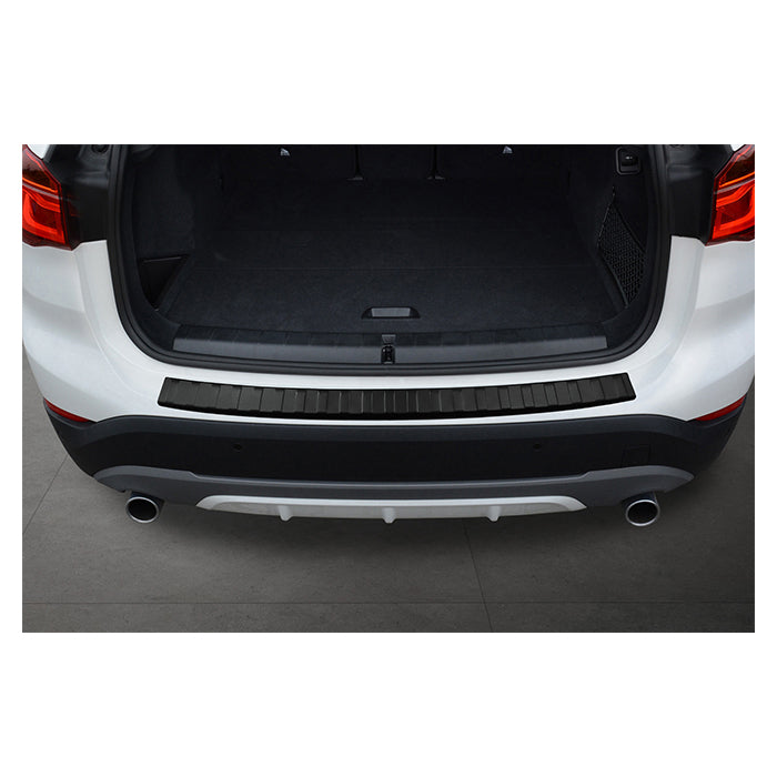 Læssekantbeskytter BMW X1 F48 2015-2022 matsort, formstøbt og færdigmonteret - avisa