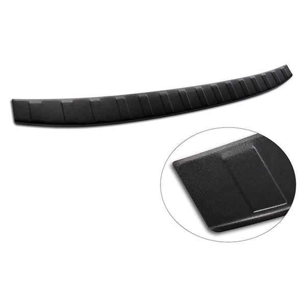 Læssekantbeskytter til Volvo V90 Cross Country 2016- - matsort, formstøbt, nem montering - Avisa