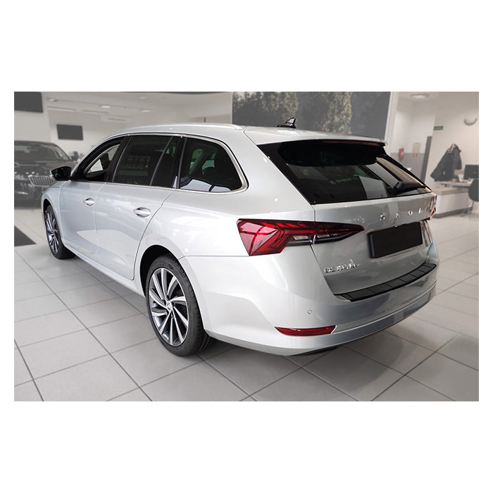 Læssekantbeskytter Skoda Octavia Combi 2019 matsort - avisa