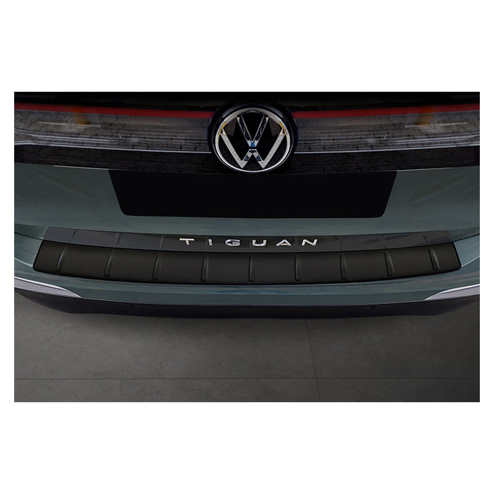 Læssekantbeskytter til Volkswagen Tiguan III 2024- matsort - Avisa