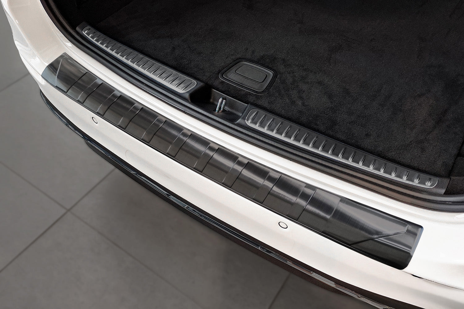 Læssekantbeskytter Mercedes C-Klasse S206 2021- Sort - Avisa