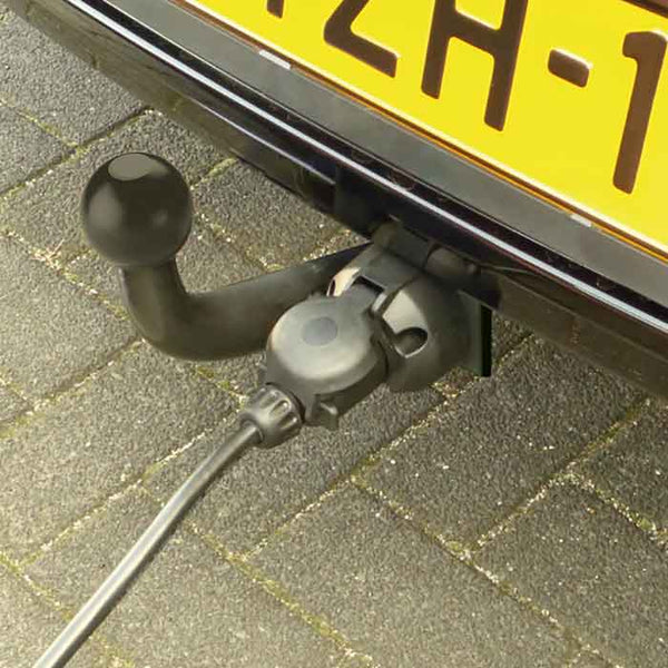 7-polet hunstik i plastik med låg til anhængertræk - Carpoint