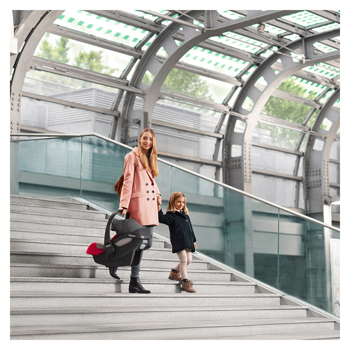 Autostol til baby 0-15 mdr Avan Fibre Black - Recaro