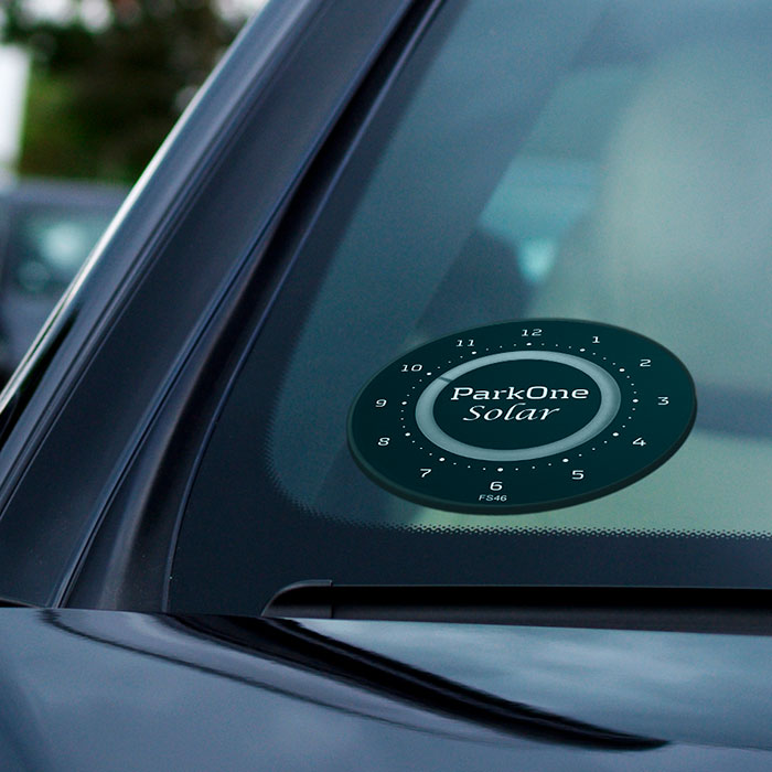 Solcelledrevet automatisk p‑skive FS46 - ingen batteriskift, auto sommertid/vintertid - ParkOne