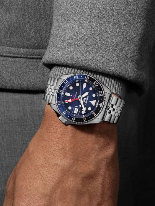 Seiko 5 Sports GMT Automatic ur SSK003K1