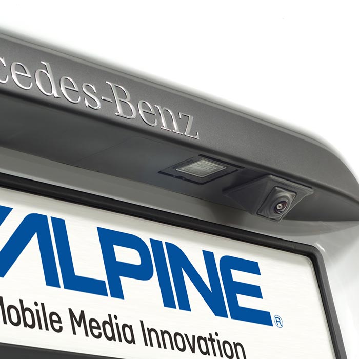 Bakkamera monteringsbeslag til Mercedes Vito V447 dobbeltdøre - Alpine