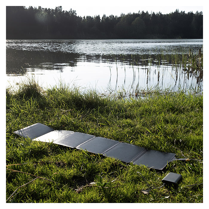 Solcelleoplader 45W foldbar, IP67, USB-C - Aqiila