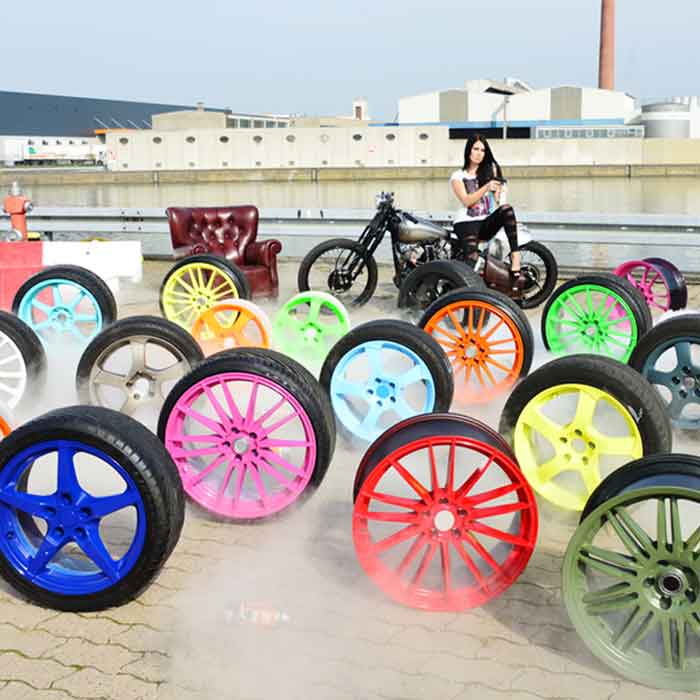 Sprayfolie sølv metallic 2x400ml - fjernbar bil- og fælgefilm, Foliatec