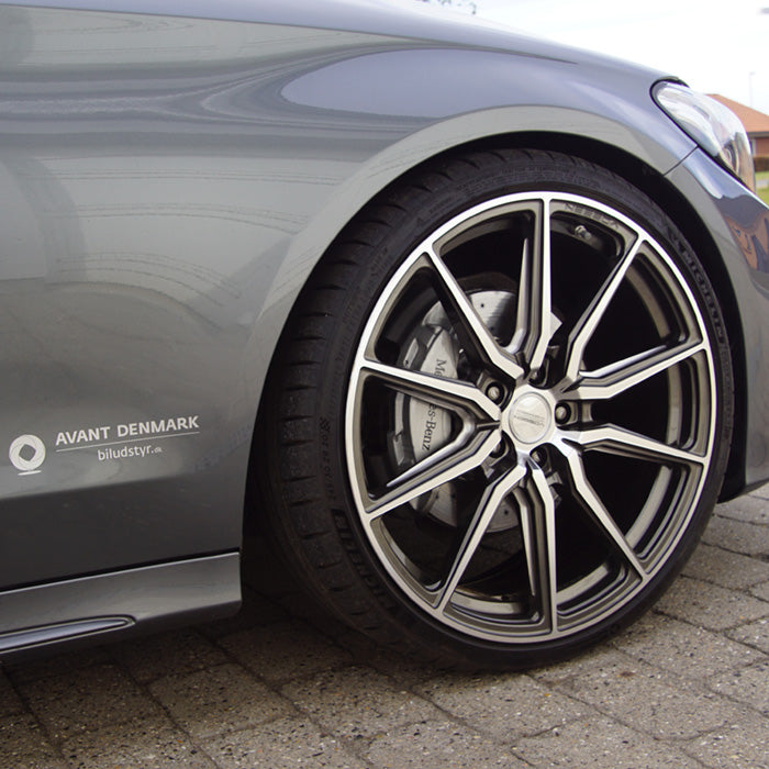 Bremsekaliberlak Stratos Silver Metallic - varmebestandig, inkl. primer til 4 kalibre - Foliatec