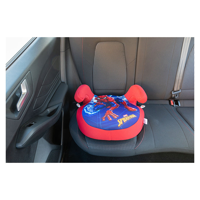 Isofix selepude Spiderman 22-36 kg med ISOFIX montering og vaskbart betræk - Disney