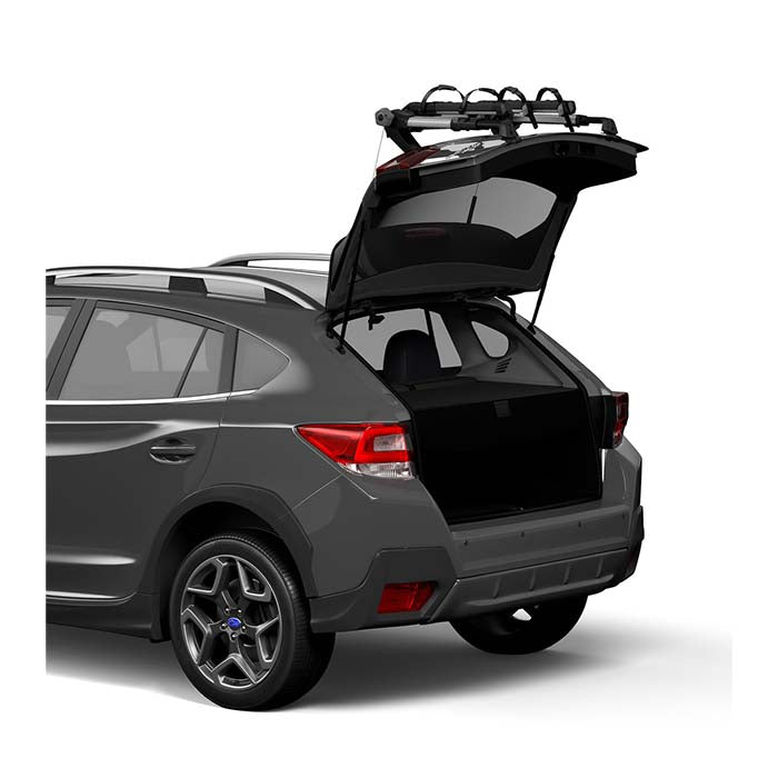 Hængende cykelholder til 2 cykler med no-sway og bagklapmontering - THULE