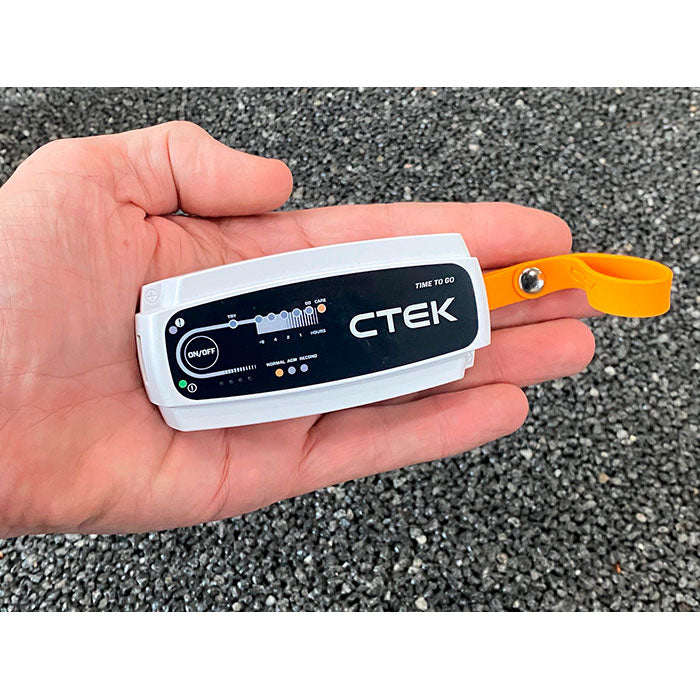 Powerbank 5000 mAh - bærbar oplader til smartphone og tablet, hvid/orange, 5V/2.1A CTEK