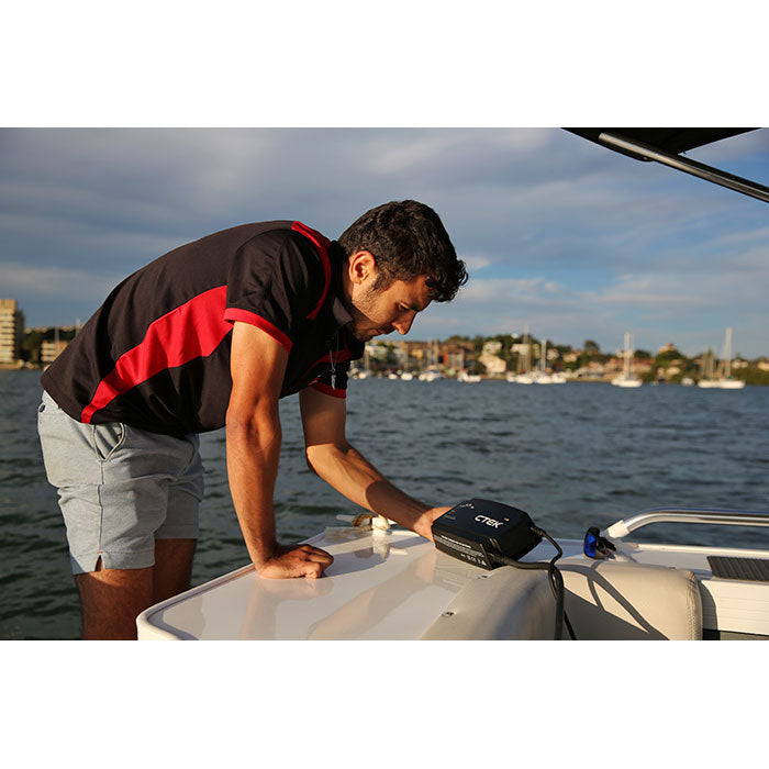 Marinelader 12V 15A til bly & LiFePO4, inkl. temperatursensor og Recond - CTEK