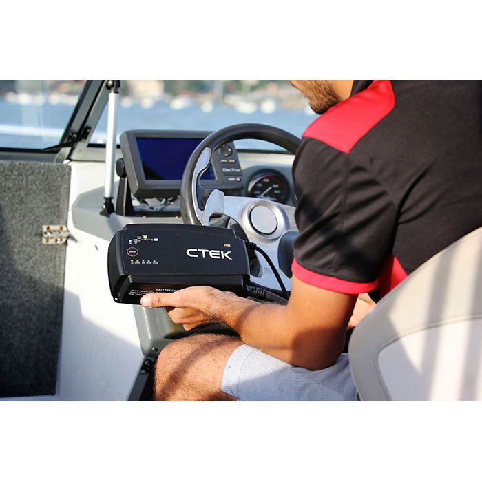 Marinelader 12V 15A til bly & LiFePO4, inkl. temperatursensor og Recond - CTEK