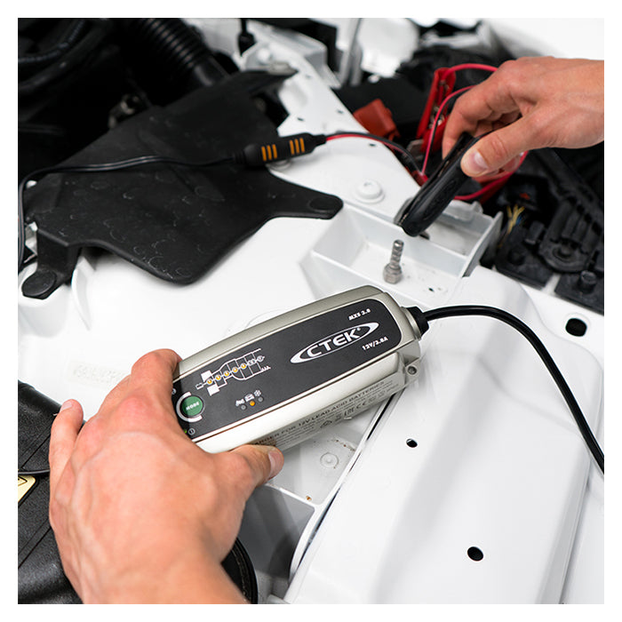 Ctek MXS 3.8 Power Kit