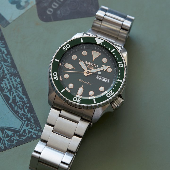 Seiko 5 Sports herreur SRPD63K1