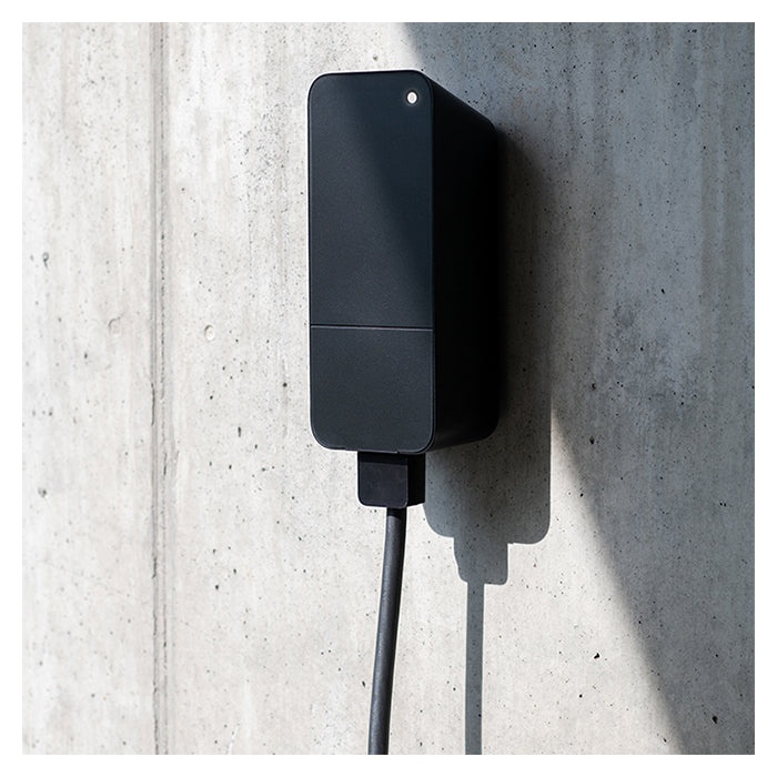 Amina S Ladeboks 11kW/20A 3-faset 6 Meter