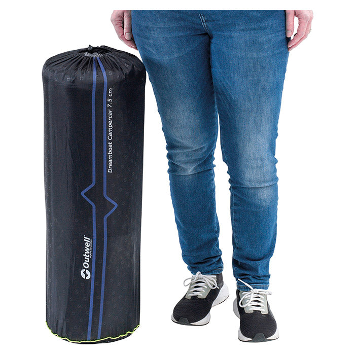 Selvoppusteligt liggeunderlag Dreamboat Campercar - passer til campervan/Tesla Y/Enyaq, R‑værdi 2.7 - 3.5, Outwell
