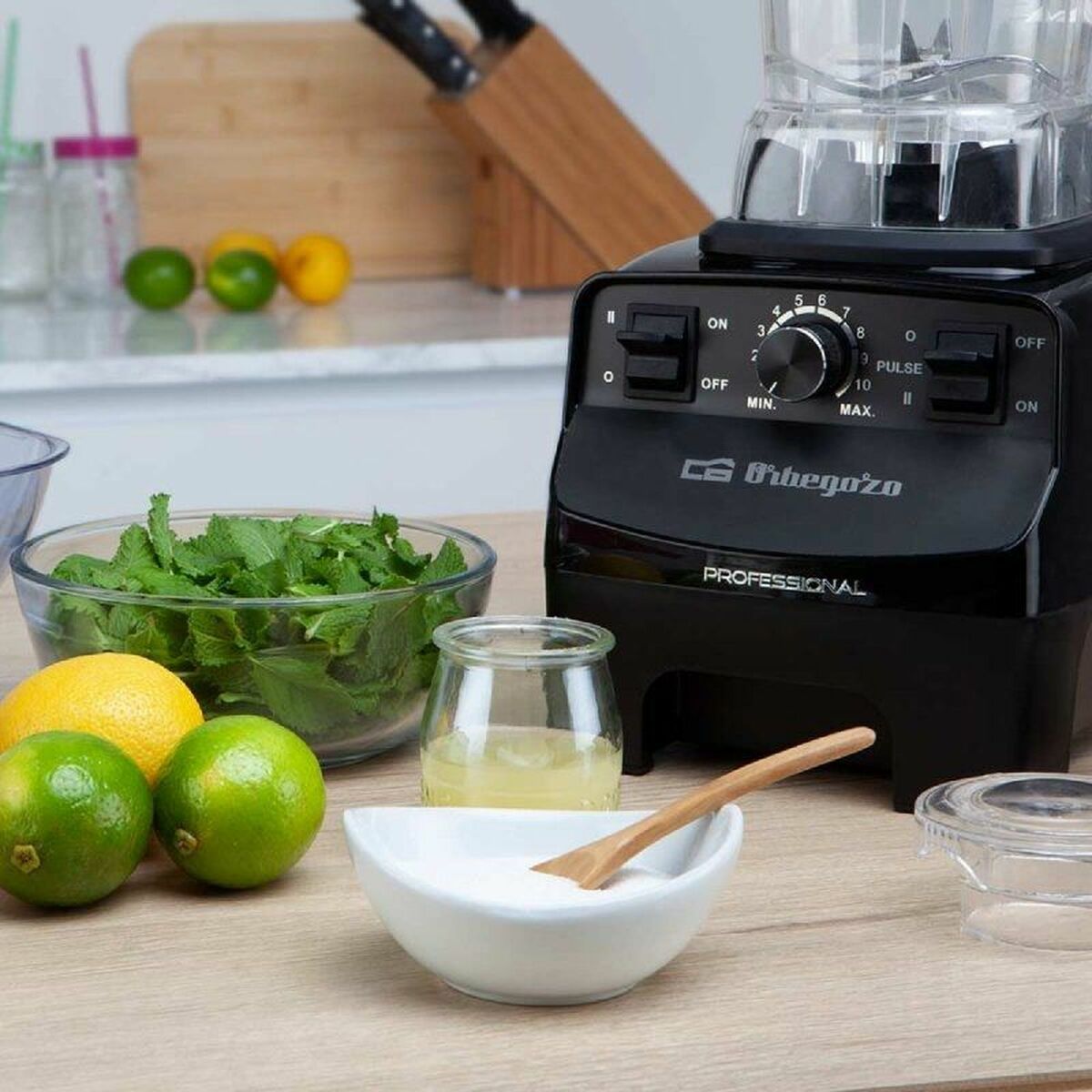 Mini piskeris og skummer Orbegozo BV9650