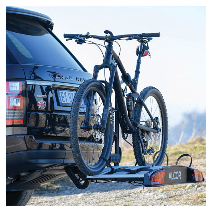 Cykelholder til 3 cykler (incl. el/fat-bike), foldbar og vippefunktion - Menabo