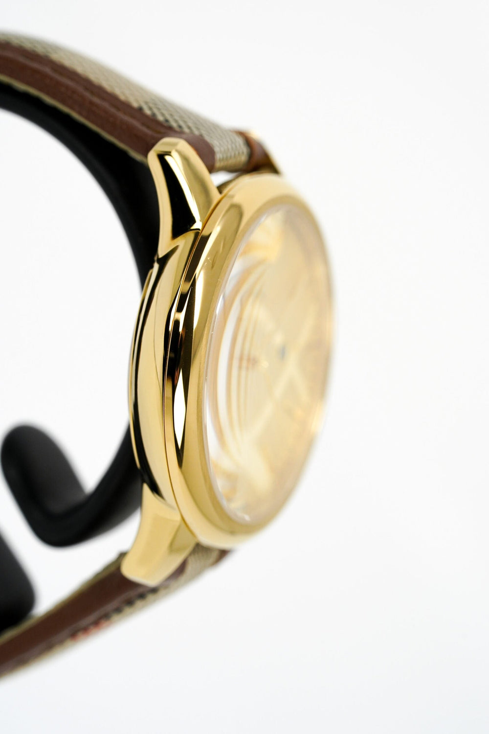 Burberry dameur The Classic guldfarvet Bu10114