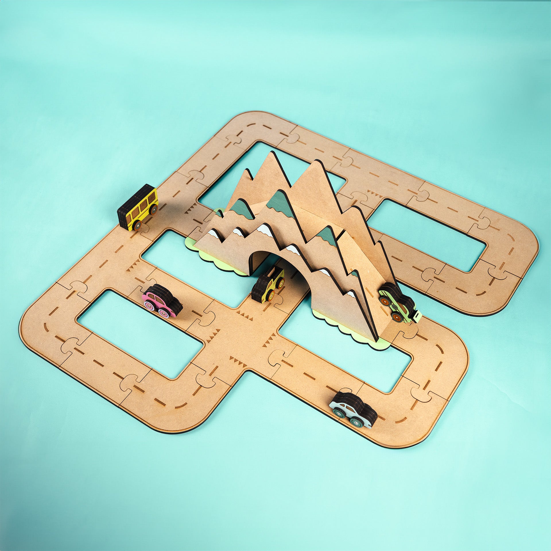 Rundt Om Bjerget | Crateit Town