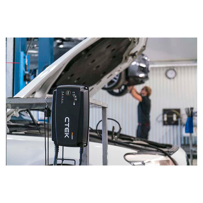 Batterilader - 6 m kabler - ctek