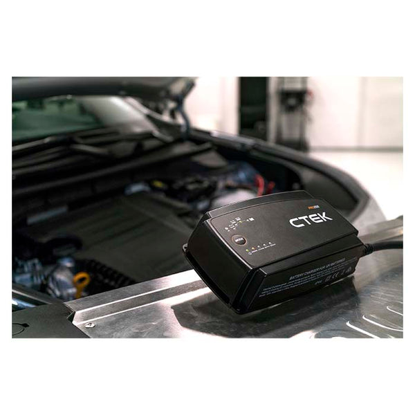 Batterilader - 2 m kabel - ctek