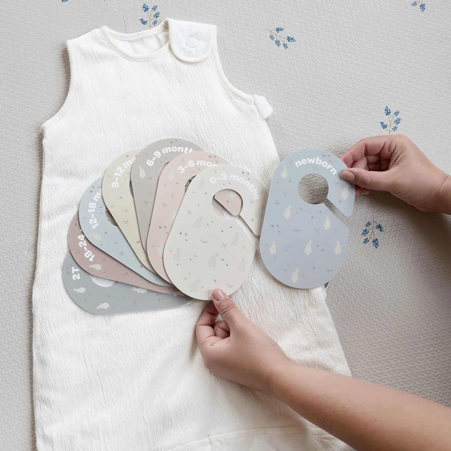 Skabsdeler (8 Stk.) – Kanin – 3 Sprouts