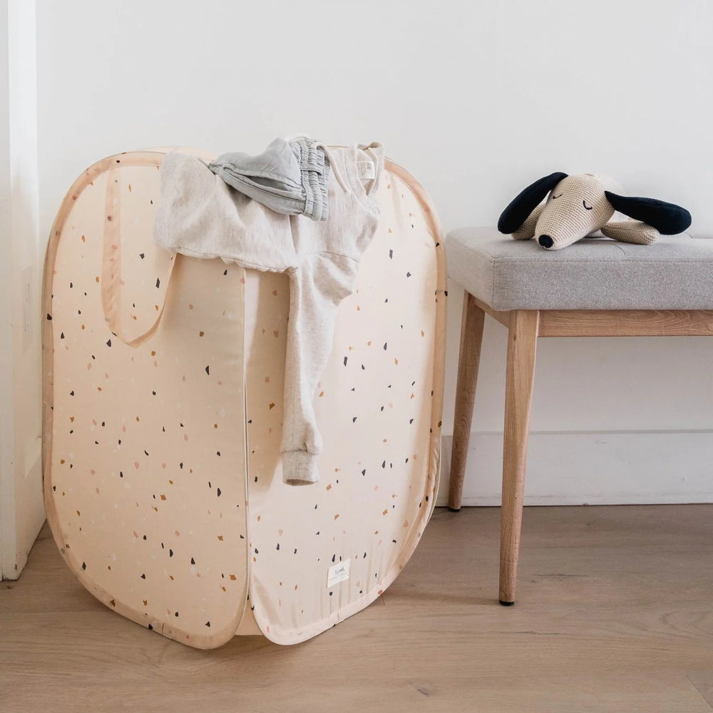 3 Sprouts Pop-up vasketøjskurv, Terrazzo beige