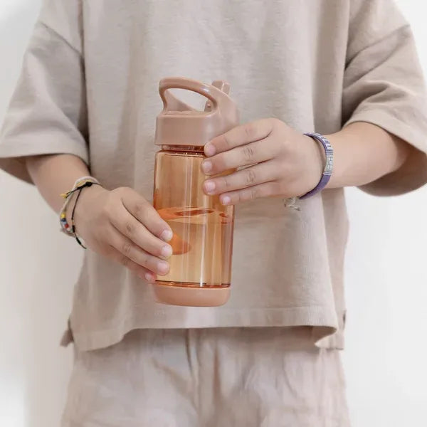 Drikkedunk 0,35 l med sugerør, Tritan rust — 3 Sprouts