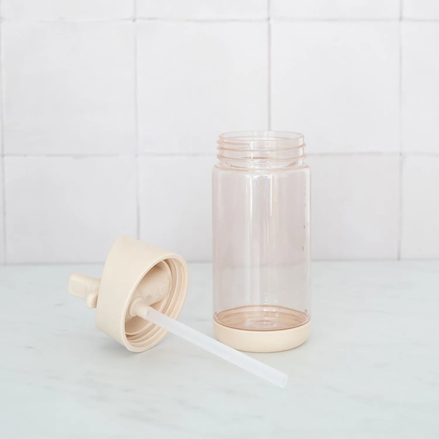 Drikkedunk 0,35 l sand med sugerør, BPA-fri Tritan – 3 Sprouts