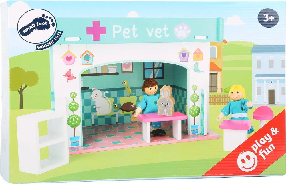 Temaleg Træ – Dyrehospital med Tilbehør – small foot