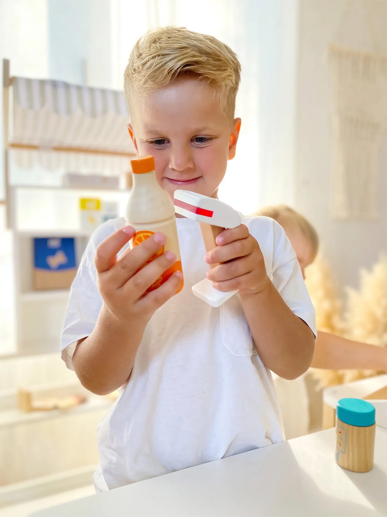 Køle- og frost tilbehør i træ 9 dele til legekøkken, 3+ år – small foot