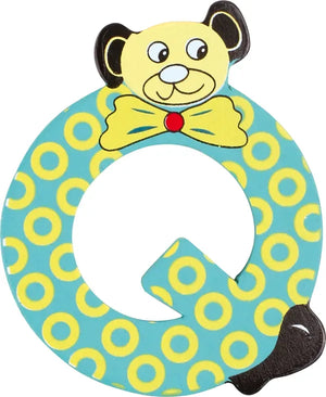 Bogstav Q i træ med bjørn, alfabetserie A-Z – børnebogstav 7 cm, træ | small foot