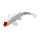 Koi karpe figur – Rødplet, håndmalet plastik model, 12,6 cm – Mojo