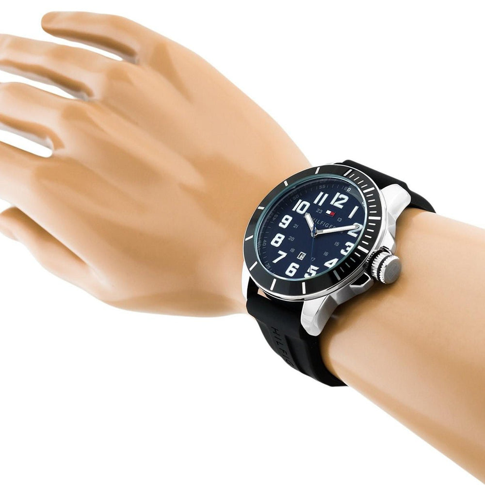 Tommy Hilfiger Essentials 179 1661 ur