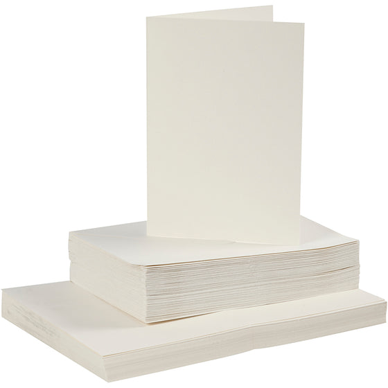Kort og kuverter, kort str. 10,5x15 cm, kuvert str. 11,5x16,5 cm, 110+220, råhvid, 50 sæt/ 1 pk.