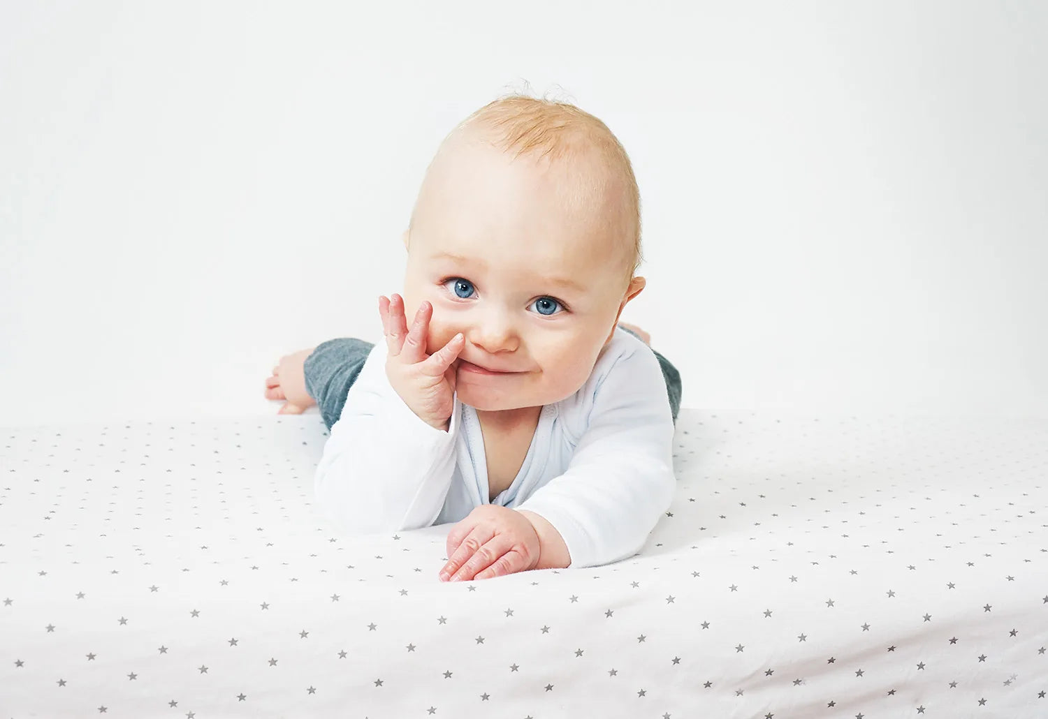 Pinolino Stræklagen til Vugge, Bedside Crib og Barnevogn 2 stk., Jersey/Grå Stjerner
