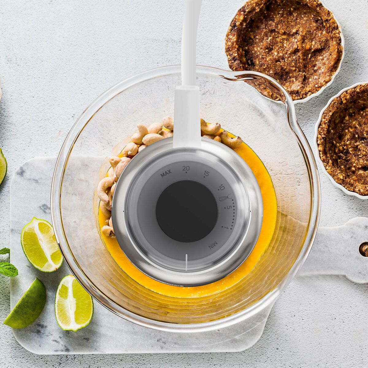 Håndblender Black & Decker BXHBA750E