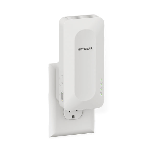 NETGEAR EAX15 WiFi-rækkeviddeforlænger Montebar i væggen