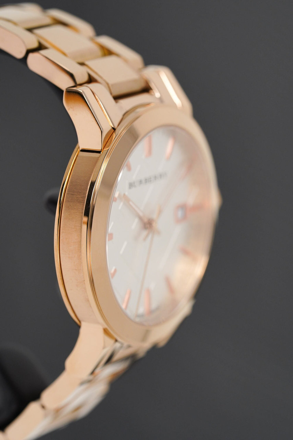 Burberry dameur The City roseguld PVD-belægning Bu9004